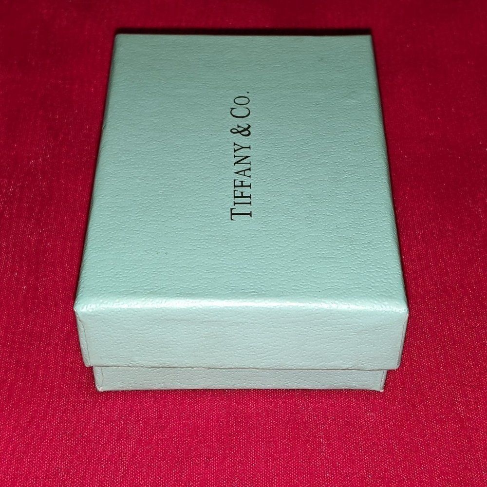 Tiffany & Co. Jewerly Box💥PRICE DROP💥 - Picture 3 of 6